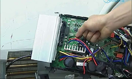 绥化美的空调电话是多少